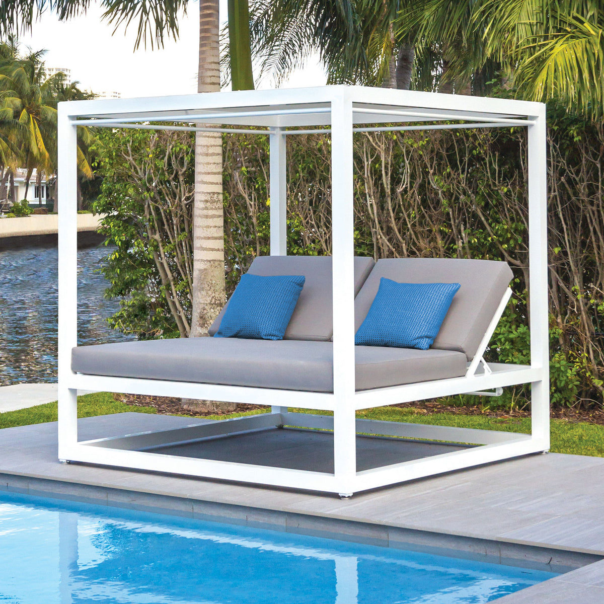 Breeze Your Patio Store